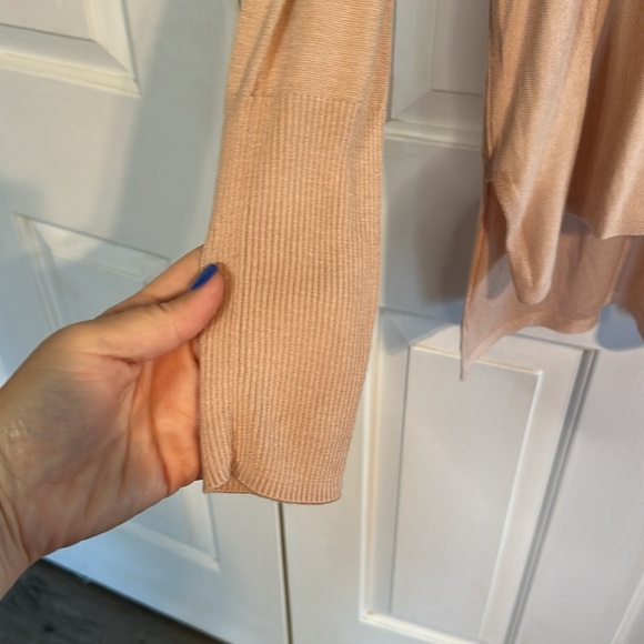 H&M Tan Tunic Size medium women’s - Picture 3 of 4